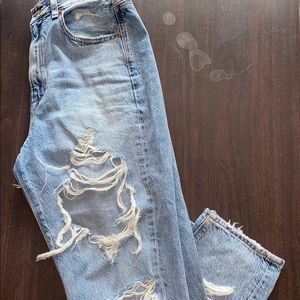 american eagle high rise mom jeans